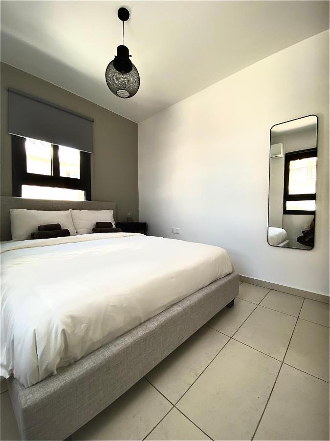 Sea La Vie #1 - Luxury Seaview Apartment Paphos Ngoại thất bức ảnh