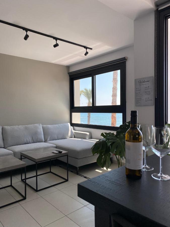 Sea La Vie #1 - Luxury Seaview Apartment Paphos Ngoại thất bức ảnh